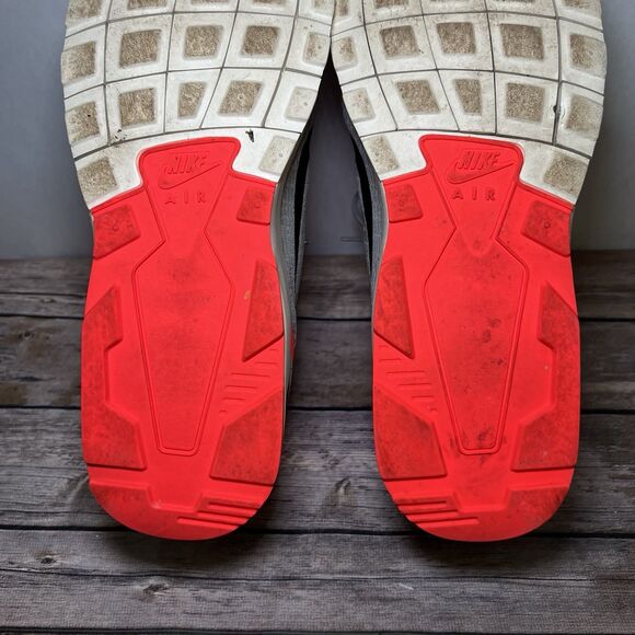 Nike Air Max Motion Racer Sneaker Running Shoes Mens 12 Gray Red 916771-003 - Picture 14 of 14